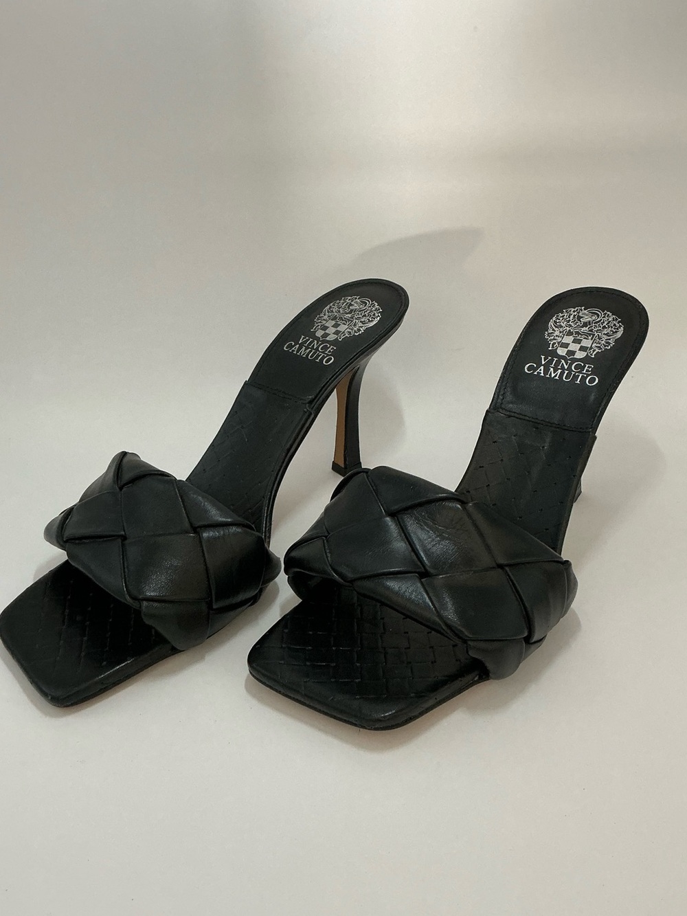 Vince Camuto Brelanie Black Woven Leather Mule Heels Size 9M / EU 40